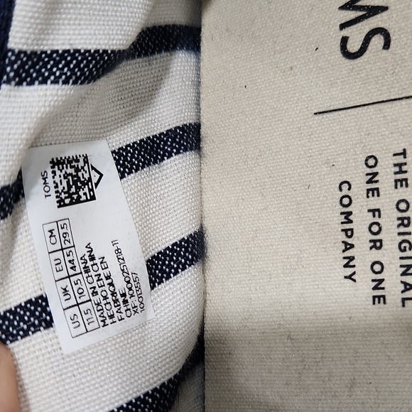 TOMS Classic Loafers Navy Blue Canvas Size 11.5 - Picture 11 of 11